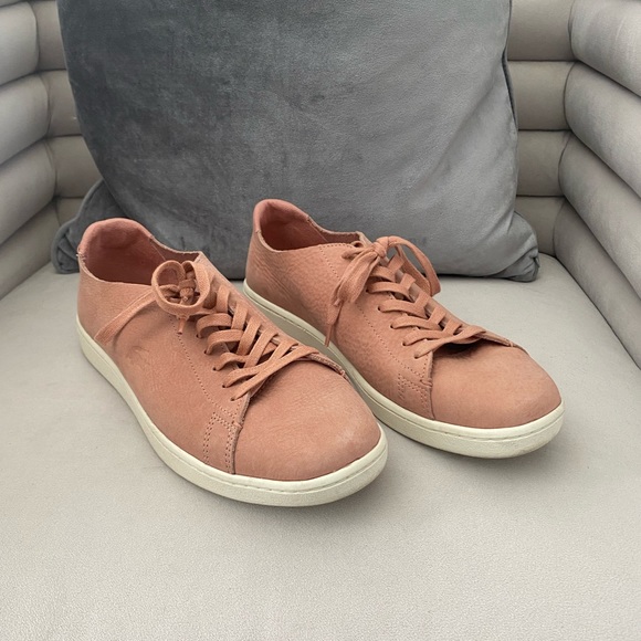 Lacoste sneakers in pink suede, size 9.5 - Picture 2 of 5